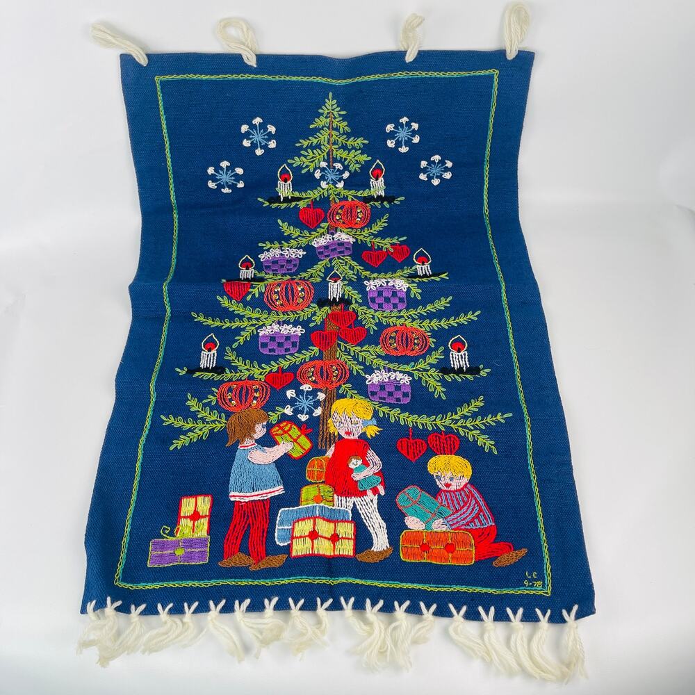 Vintage Crewel Embroidery Christmas Blue Wall Hanging 16 3/4” x 24 1/2”